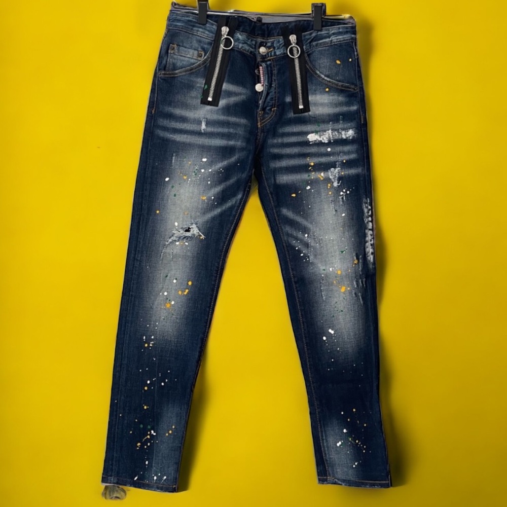 NWOT DSQUARED2 MEN JENAS